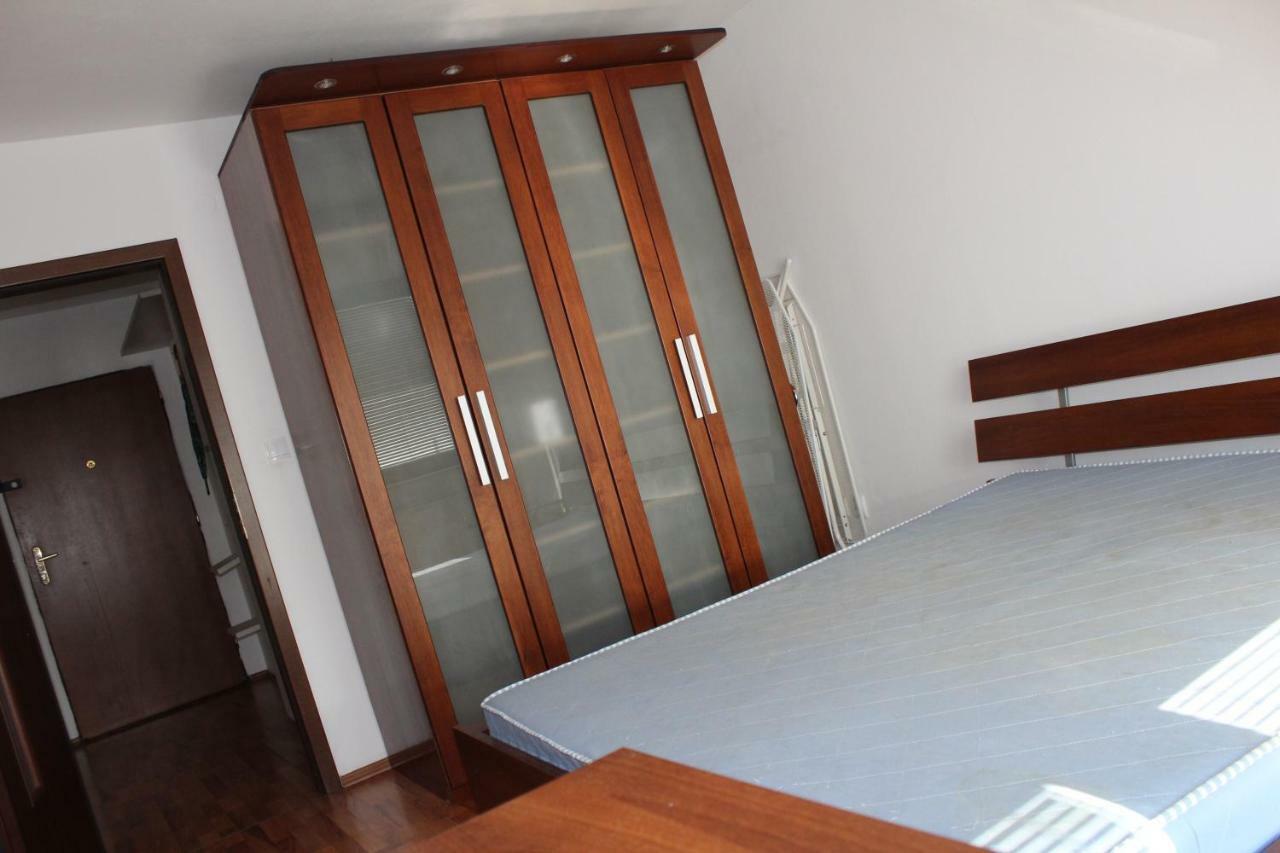 Nice Apartment In Old Town Bratislava Exterior foto